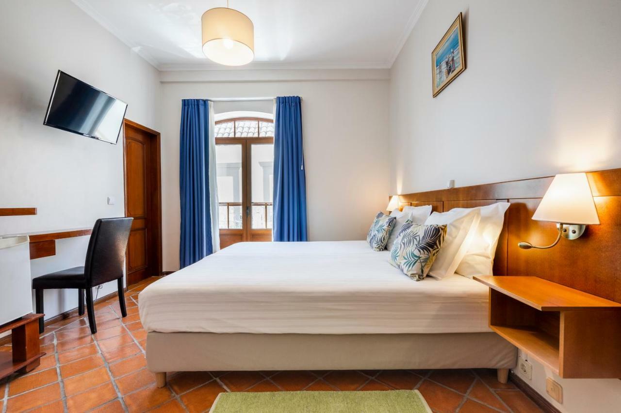 Chambre Double ou Lits Jumeaux